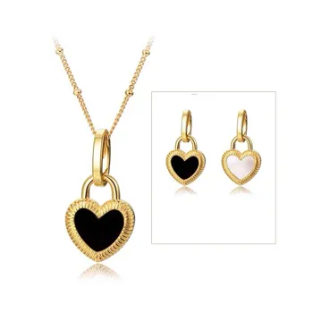 Obojestranski ljubezni zaklepanje ogrlica ženski retro osebnost hip-hop črno belo lupino dveh nošenje v obliki srca ogrlica
